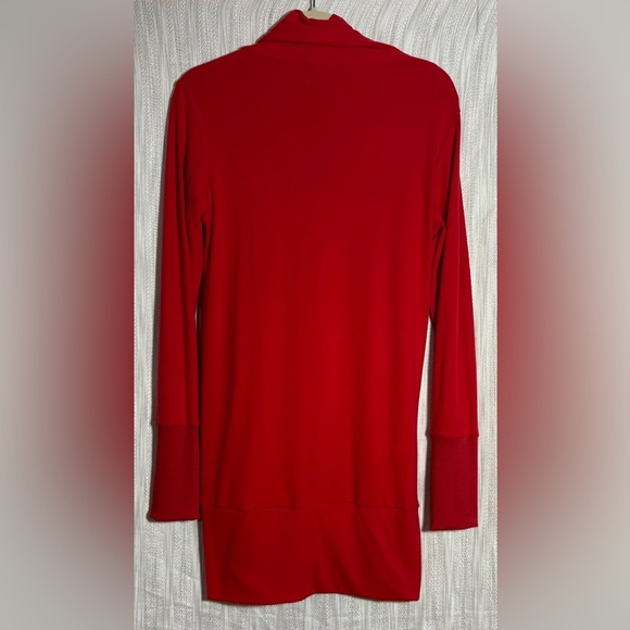Elegant Red Women's Sweater CNFIO size L NWT - Picture 6 of 6